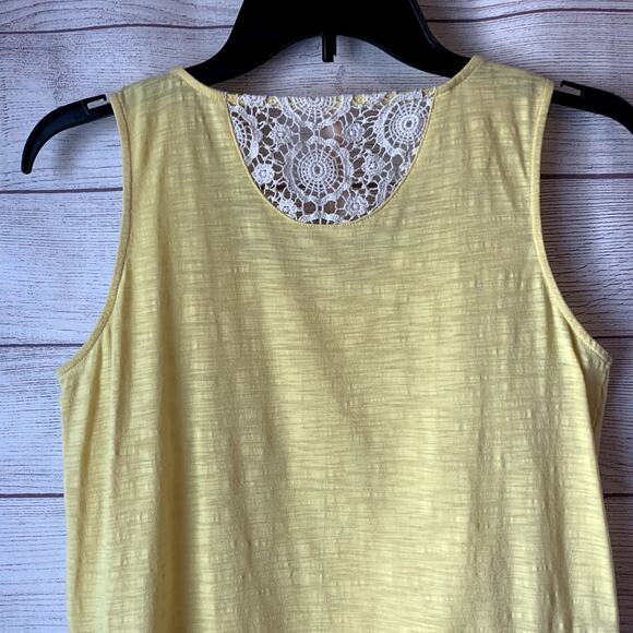 Mystree Yellow Tank Top with Crochet Detail Scoop Neckline Size Medium - Picture 6 of 11